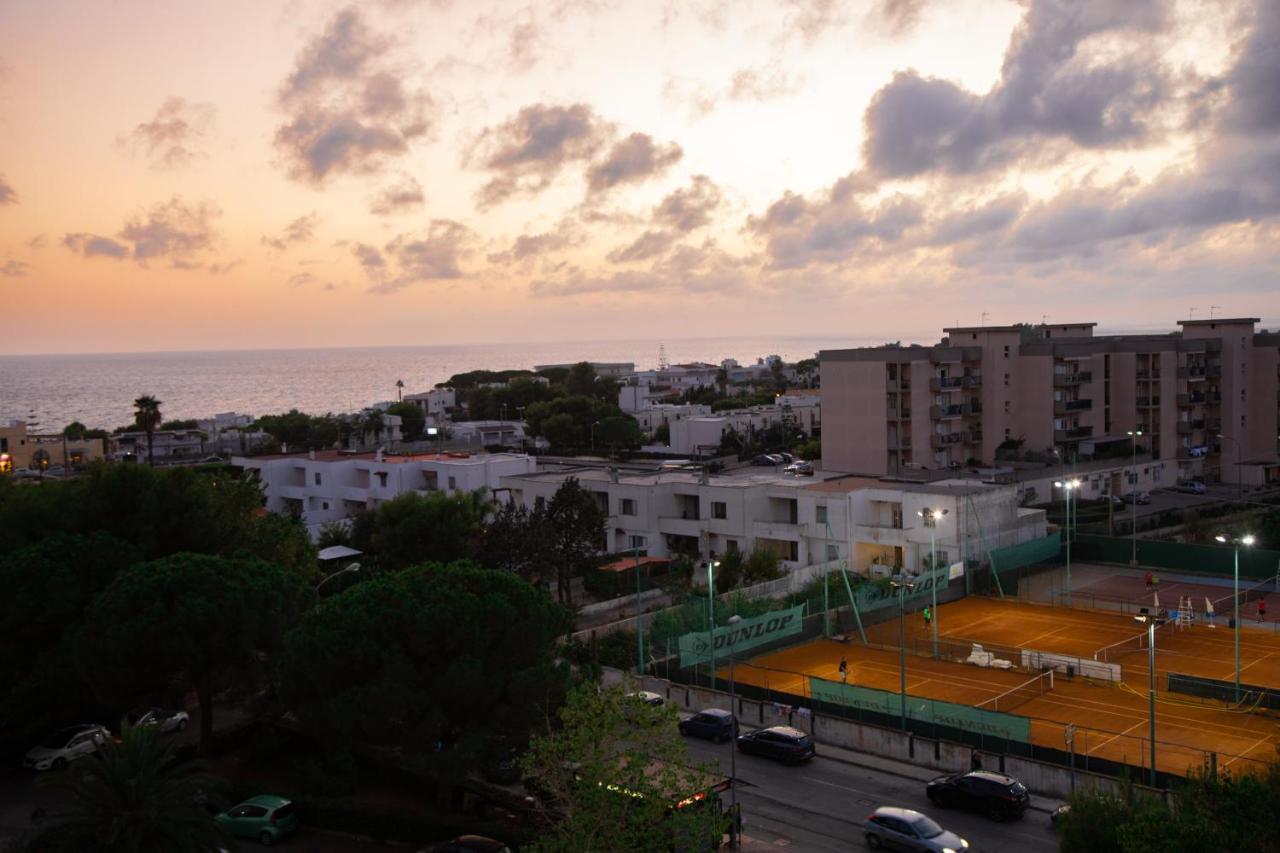 B&B Miramare Suite Taranto Exterior foto